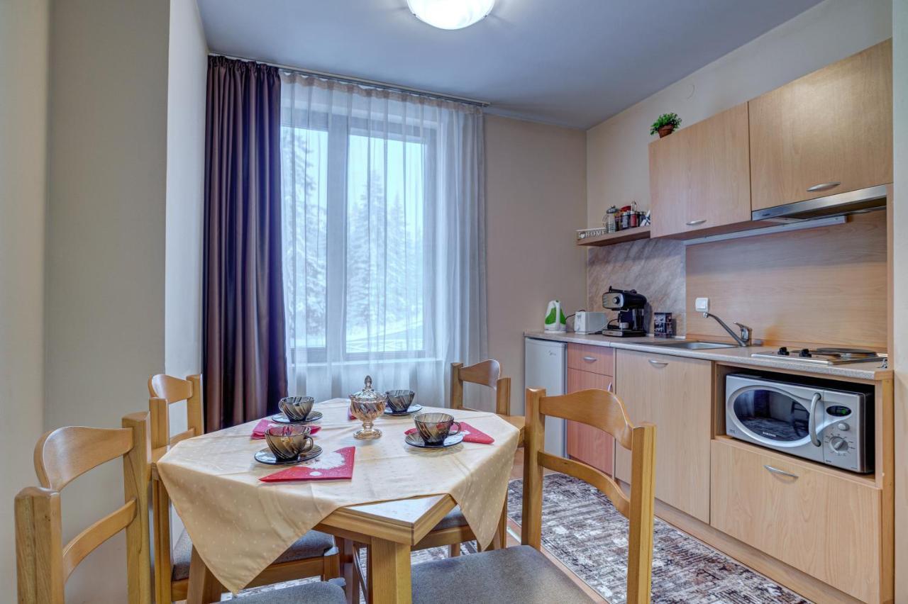 Cozy And Cute 1Bd Apartment In The Castle Complex By Flat Mаnager 潘波洛沃 外观 照片