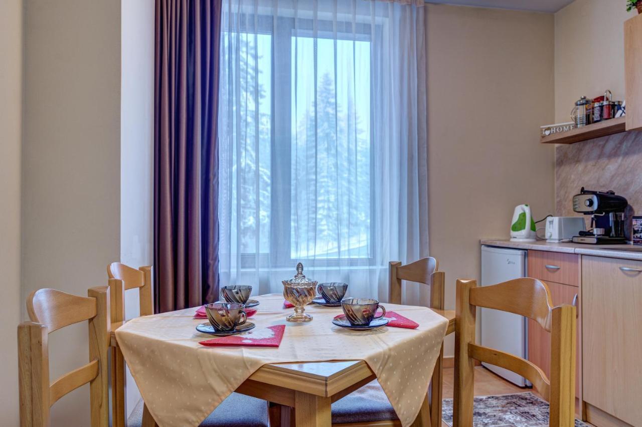 Cozy And Cute 1Bd Apartment In The Castle Complex By Flat Mаnager 潘波洛沃 外观 照片