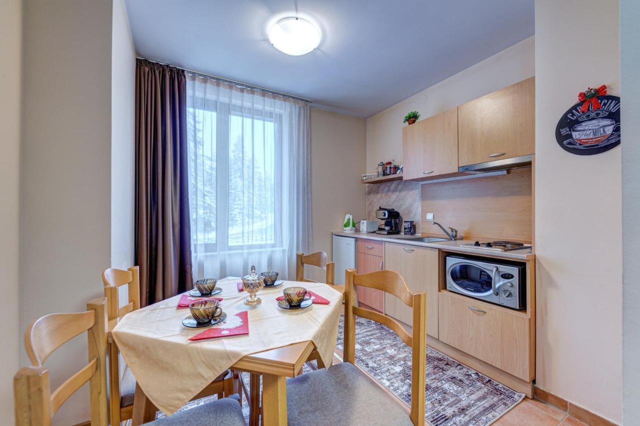 Cozy And Cute 1Bd Apartment In The Castle Complex By Flat Mаnager 潘波洛沃 外观 照片